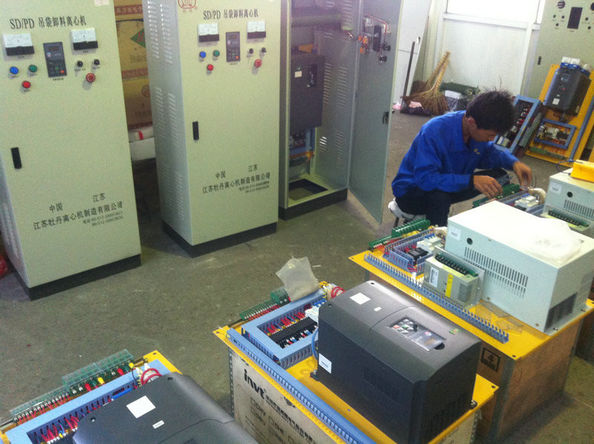 ZHANGJIAGANG CITY PEONY MACHINERY CO.,LTD 제조업체의 생산 라인